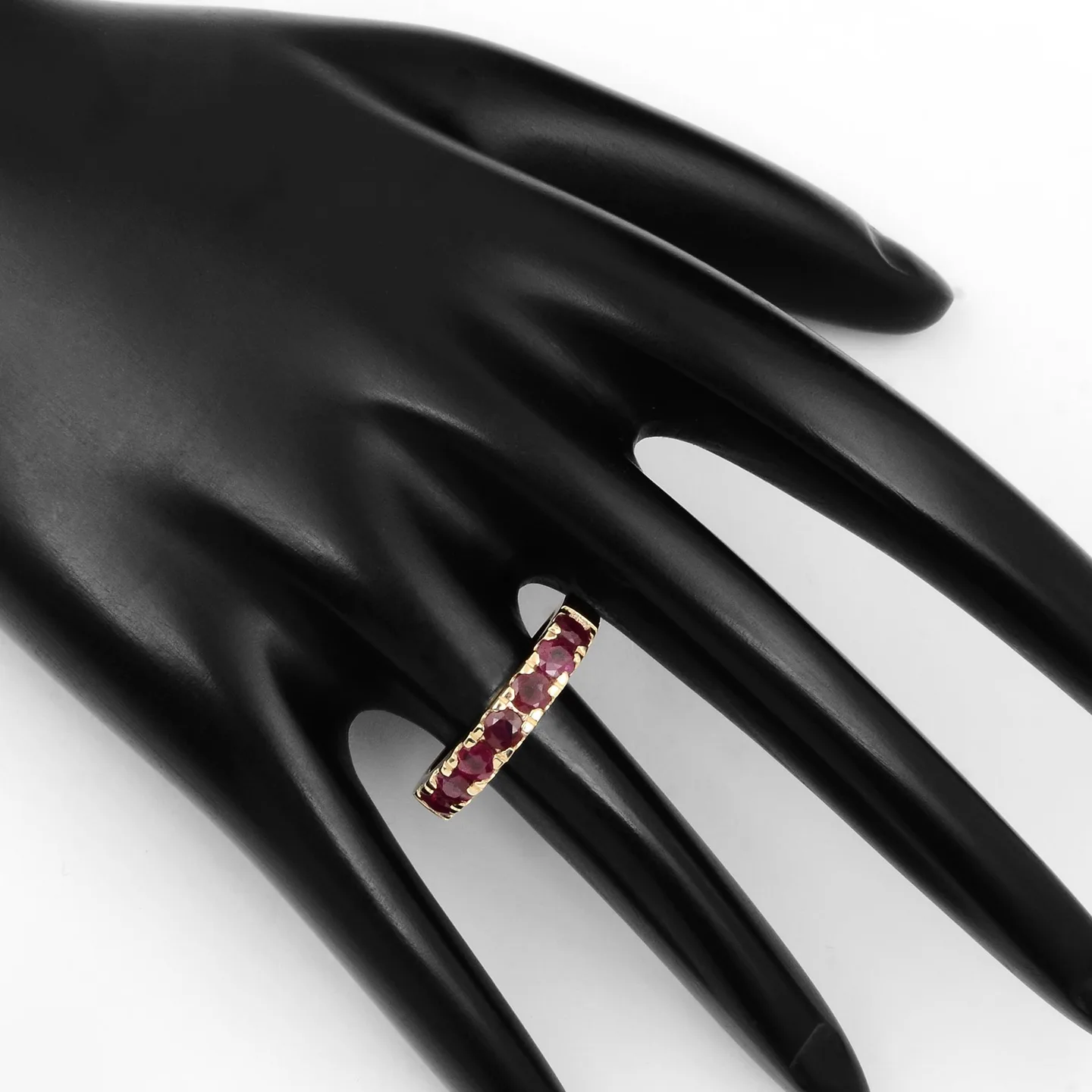 Half Eternity 14ct gold ring with natural rubies 1,60 ct